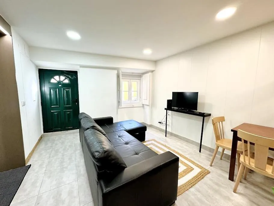 Apartamento Aconchegante Bairro Alto Lisbon Apartment
