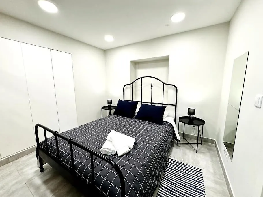 Apartment Apartamento Aconchegante Bairro Alto Lisbon